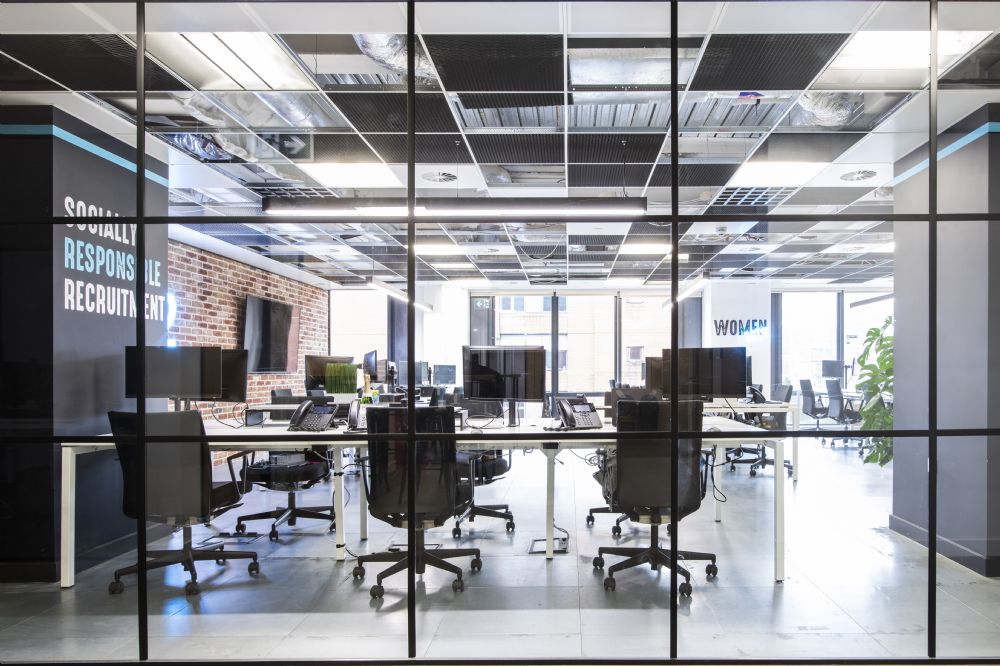 Serviced Office, Managed Office or Coworking: Which Is Right for Your Business?