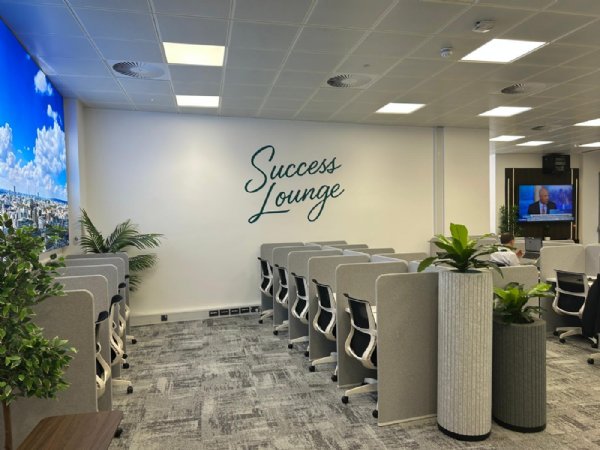 Property at Success Lounge, 37 Lombard St, London, EC3V 9BQ